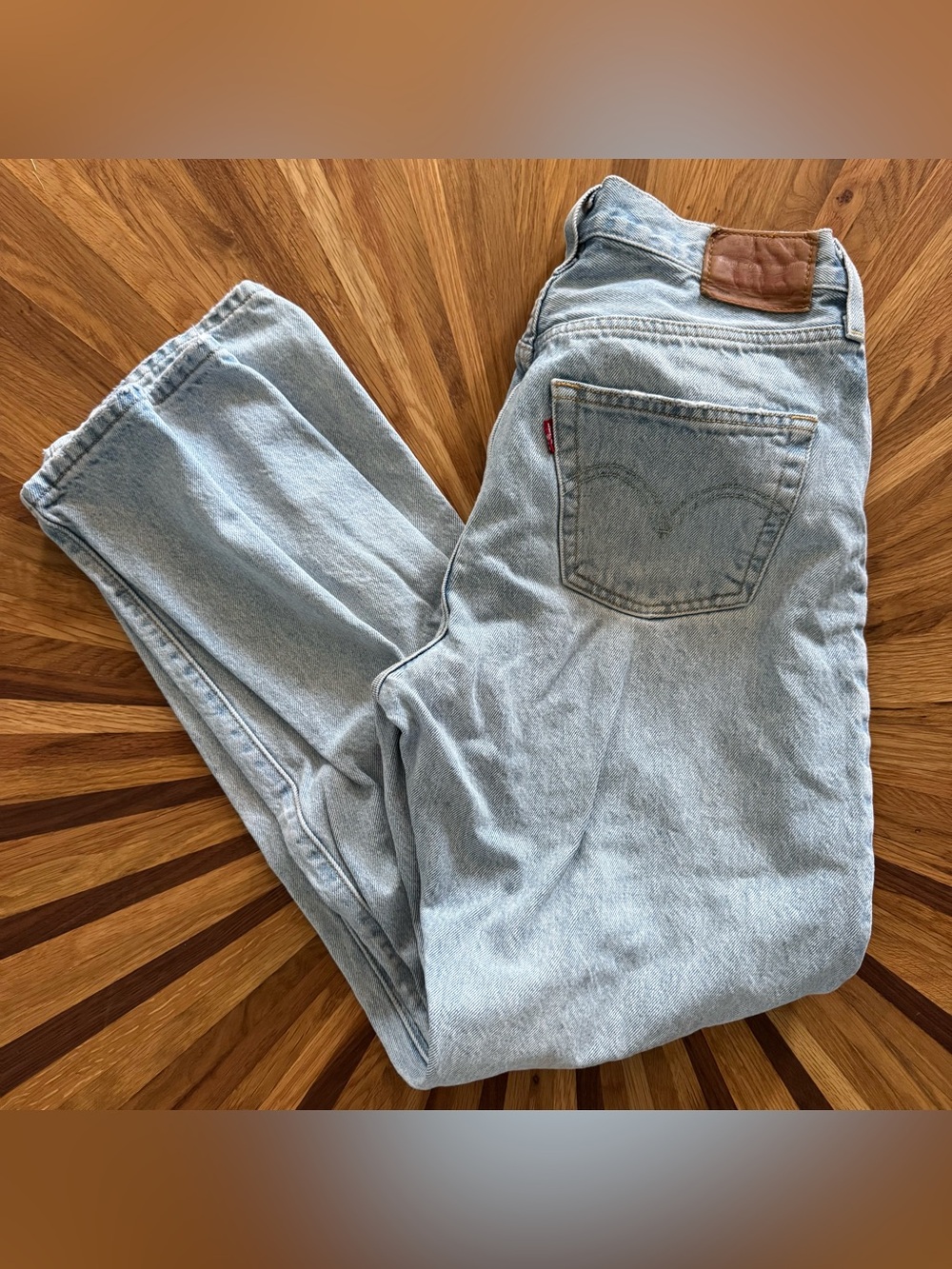 Levi’s 501 ’90s Jeans W28 L32 Light Wash High Rise Straight Leg Button Fly (L1)